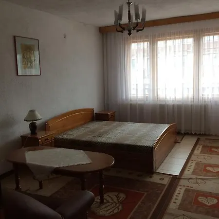Alexander House Guest house